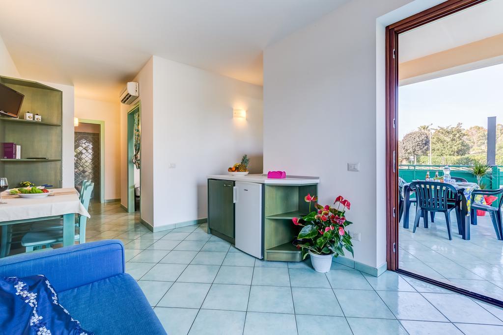Terra Felice Aparthotel San Felice Circeo Pokój zdjęcie